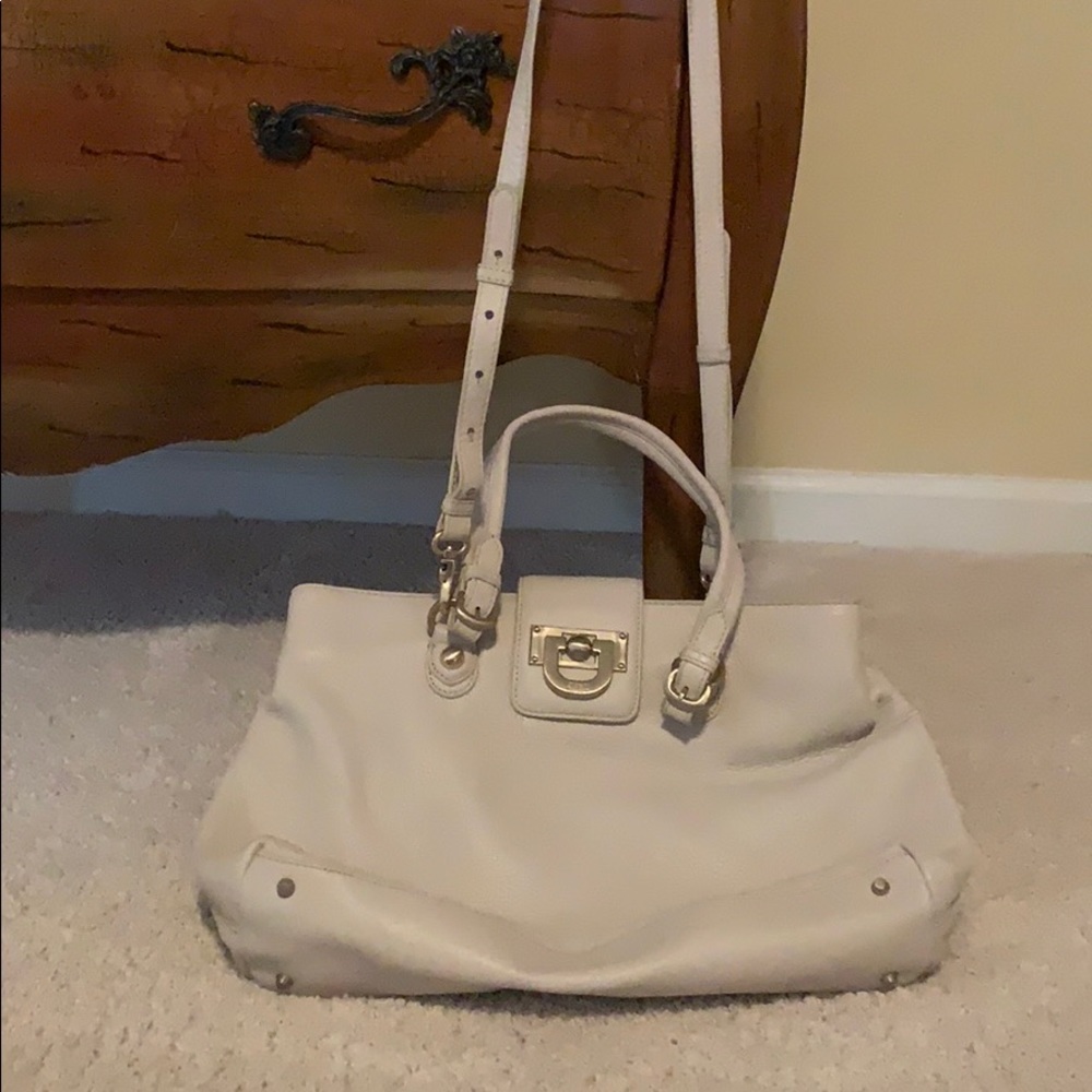 leather bag use as tote or cross body